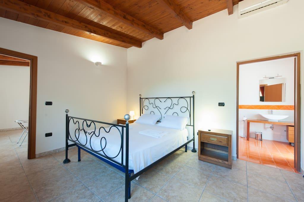 Cottage A 5 Minuti Dal Mare นาร์โด ภายนอก รูปภาพ